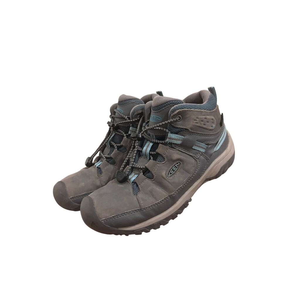 Keen kids hiking boots size 3 in good condition lots of life left